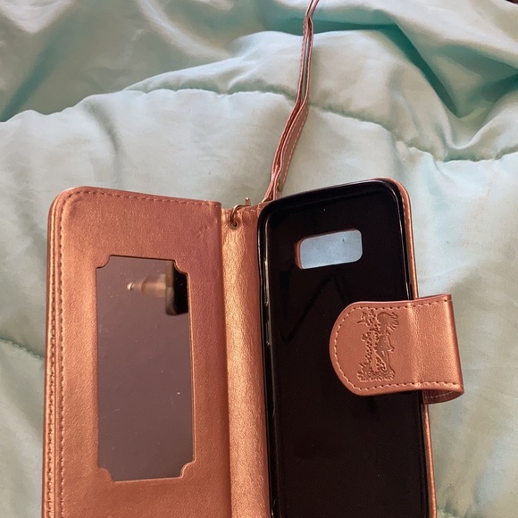 Phone case - Picture 2 of 3